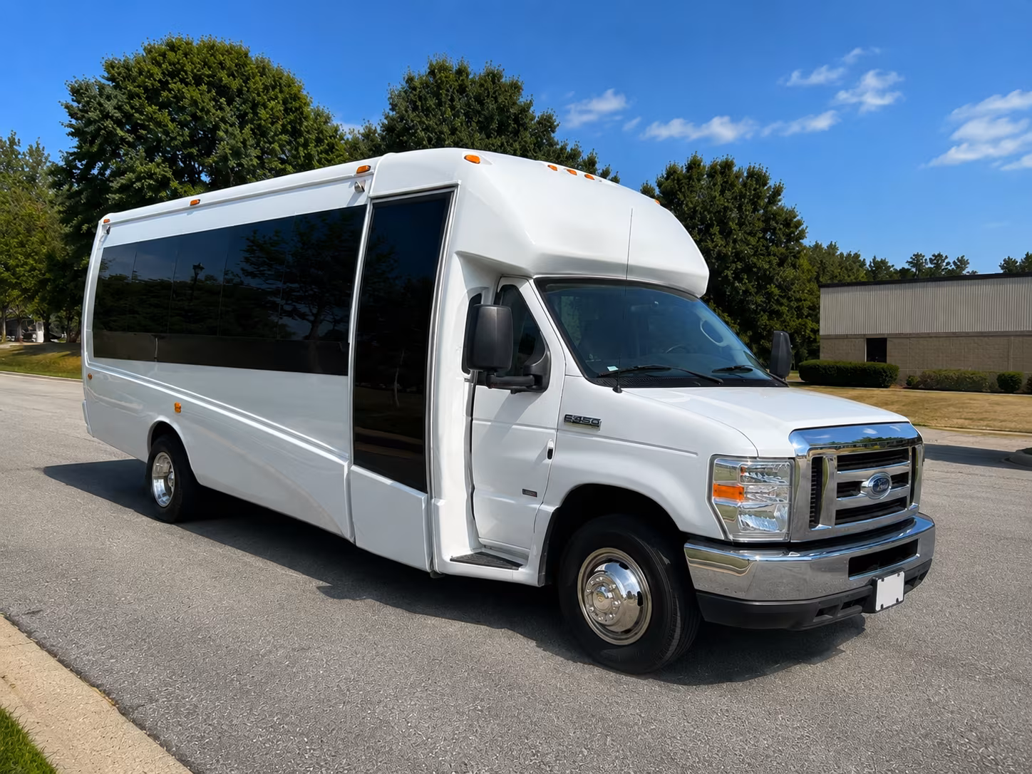 minibus rentals for bachelorette dinners and restaurant crawls in bryan college station