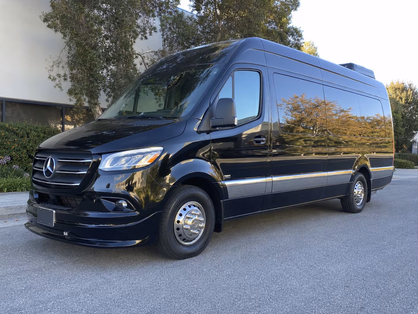 secure transportation for your next bachelor or bachelorette party 3