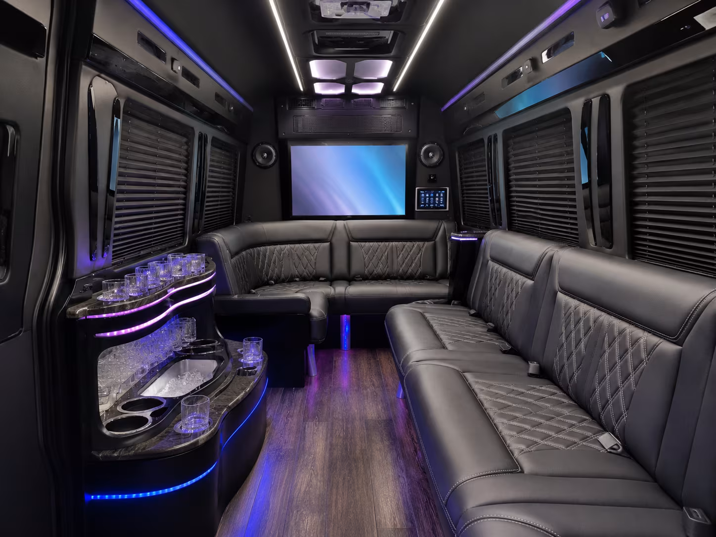 secure transportation for your next convention or trade show 4